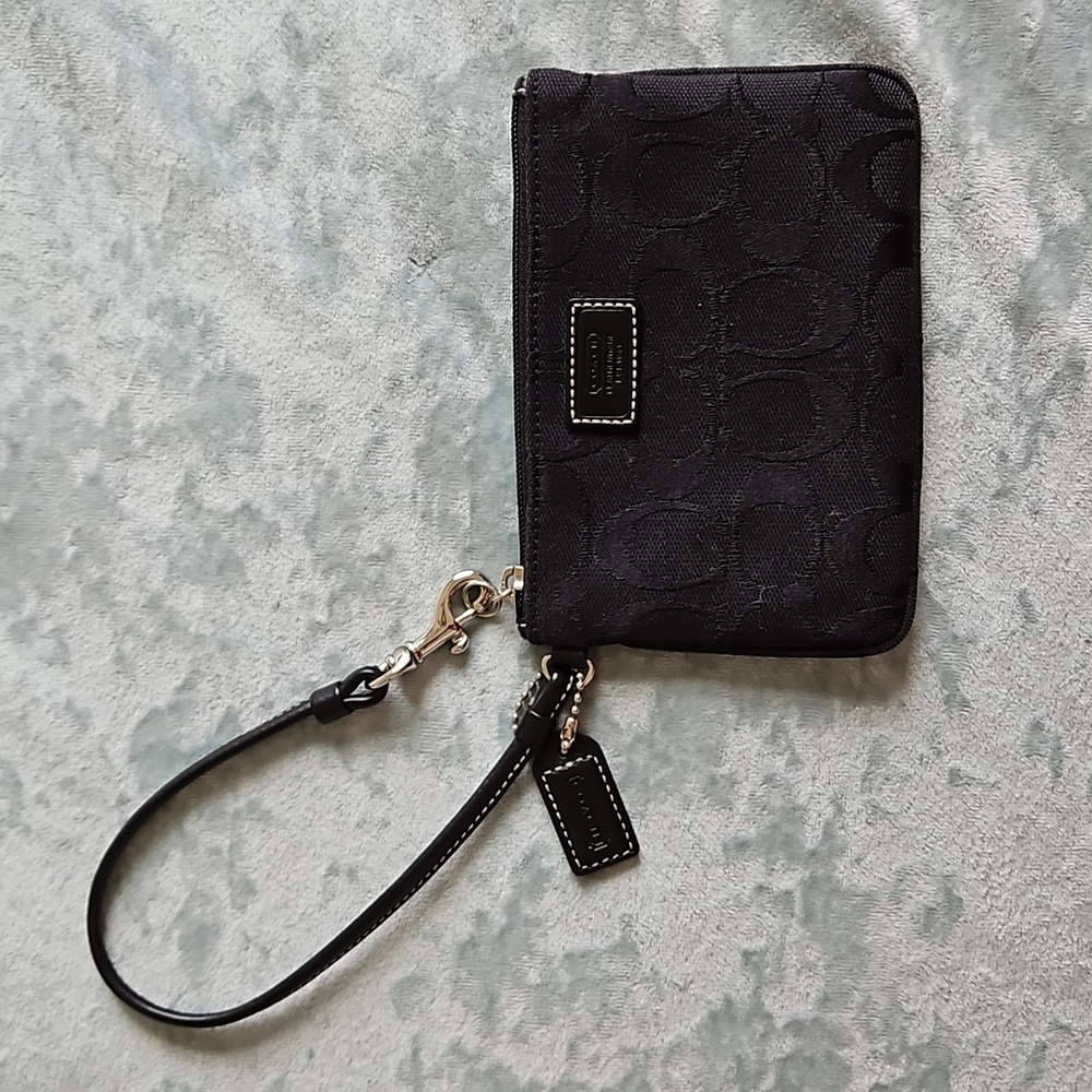 Black Coach Wristlet - Small Coach Purse